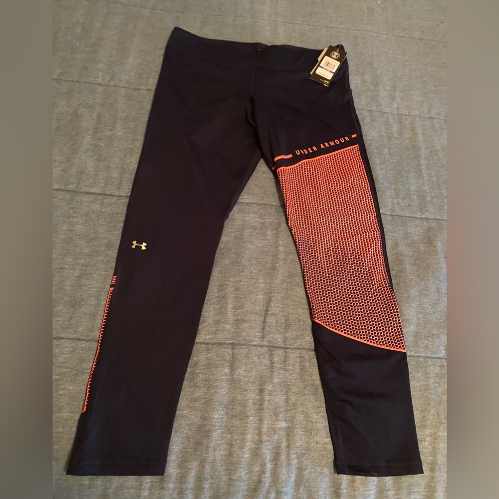 Super cute Under Armour leggings!
